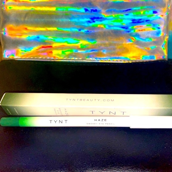 BNIB Tynt Beauty • Smokey Eye Pencil                       Shade: Forest - Picture 4 of 8